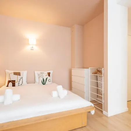 Apartment Theaterstudio 1